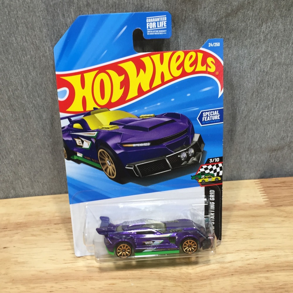 Hot Wheels‎ Toy Car HW Starting Grid Track Ripper 24/250 1:64 Purple